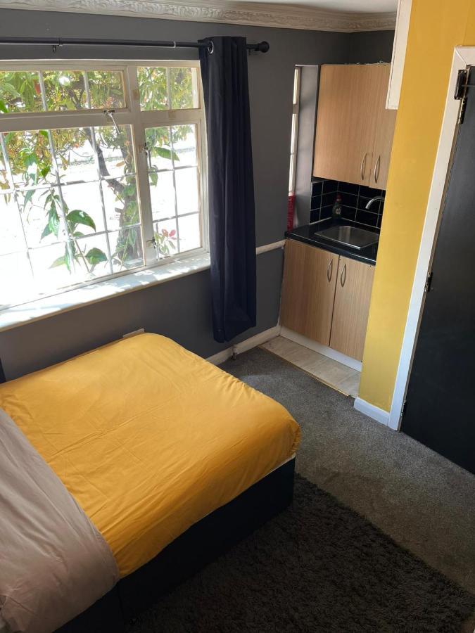 Hatfield Save-Money Rooms - 10Over10 For Price! Hatfield (Hertfordshire) Exterior foto