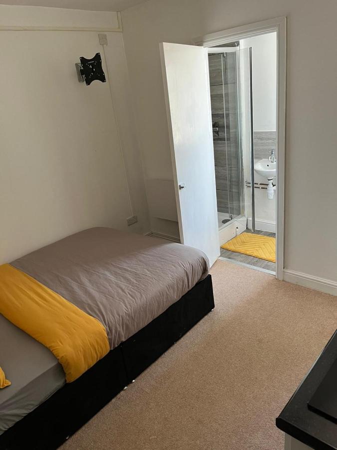 Hatfield Save-Money Rooms - 10Over10 For Price! Hatfield (Hertfordshire) Exterior foto